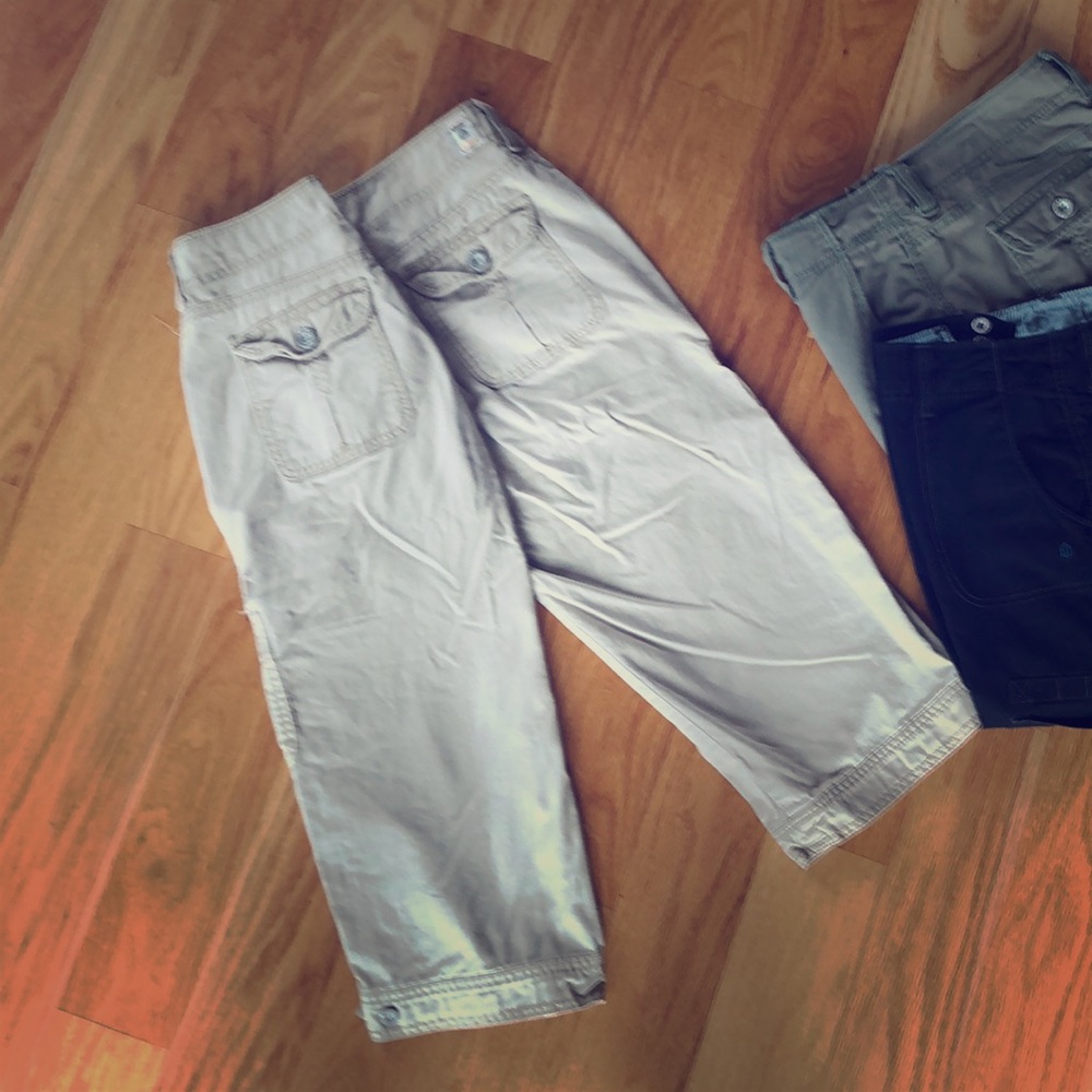 Levi Capris